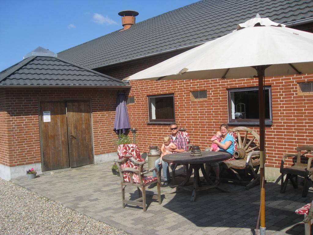Den Gamle Kostald Bed & Breakfast Holsted Kültér fotó